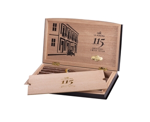 Wooden cigar box 